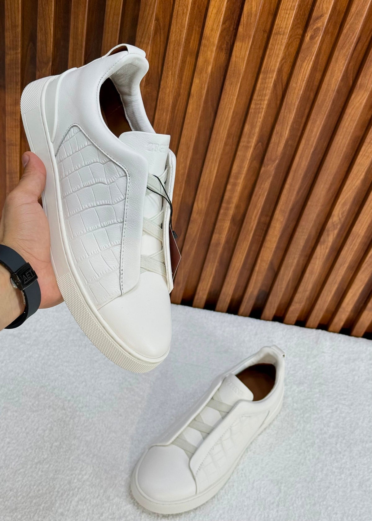 Zegna triple stitch white alligator leather.