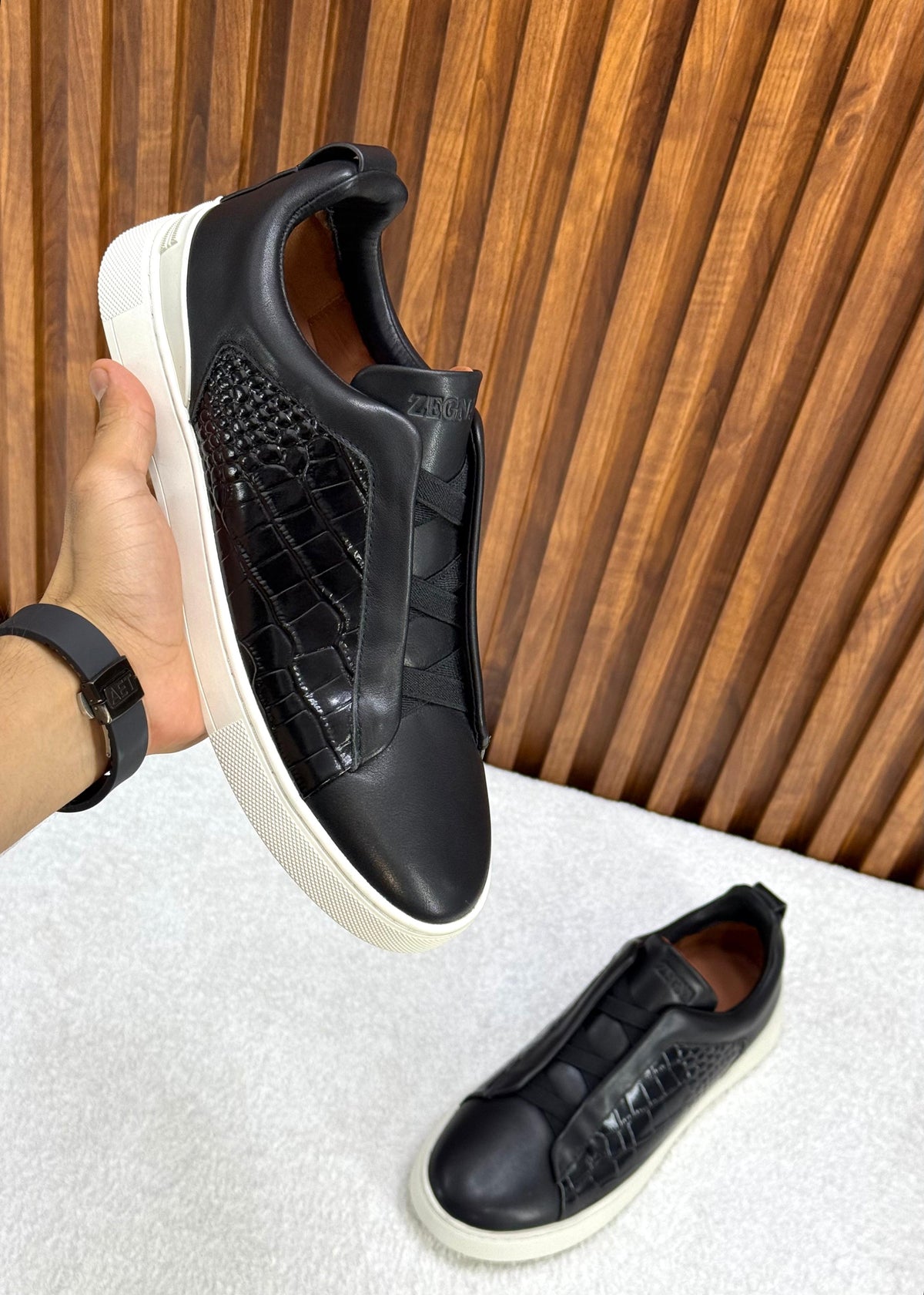 Zegna triple stitch black&white crocodile
