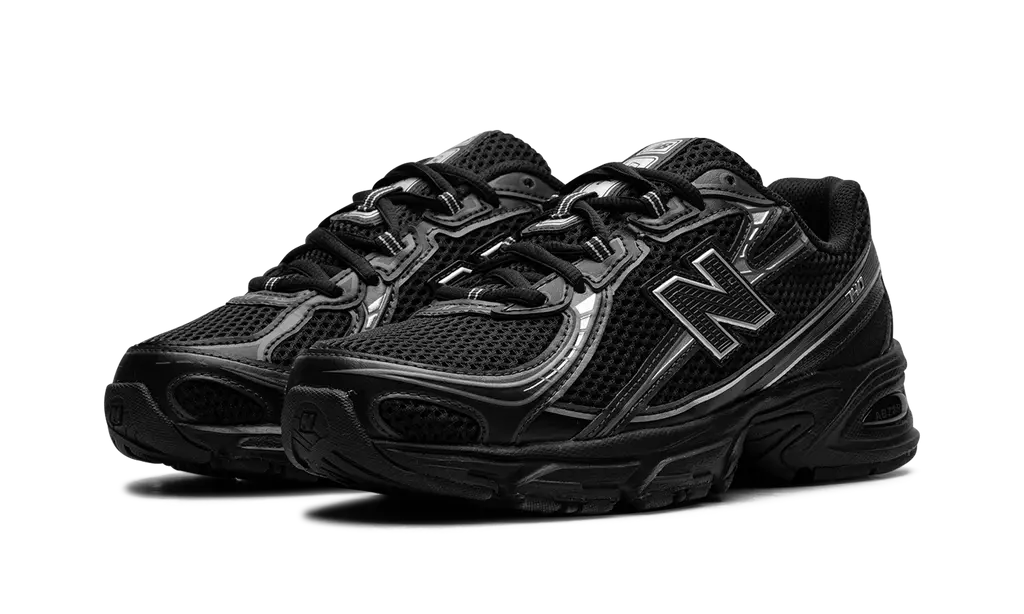 NEW BALANCE 740 "BLACK SILVER"
