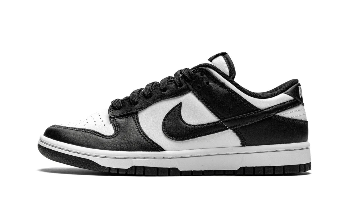 NIKE SB DUNK LOW RETRO "Black / White - Panda"