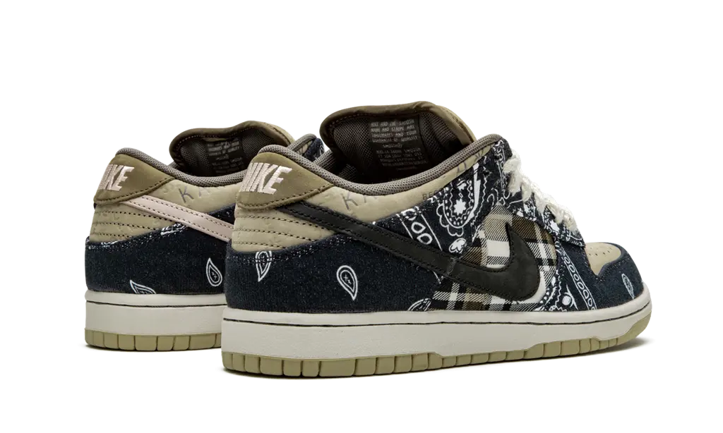 NIKE SB DUNK LOW 'TRAVIS SCOTT'