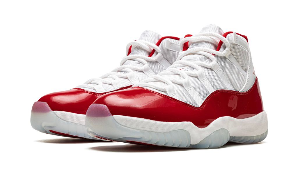AIR JORDAN 11 "CHERRY 2022"