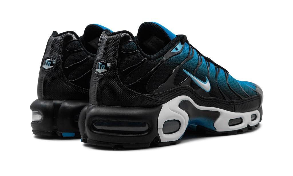 NIKE AIR MAX PLUS "AQUARIUS BLUE"