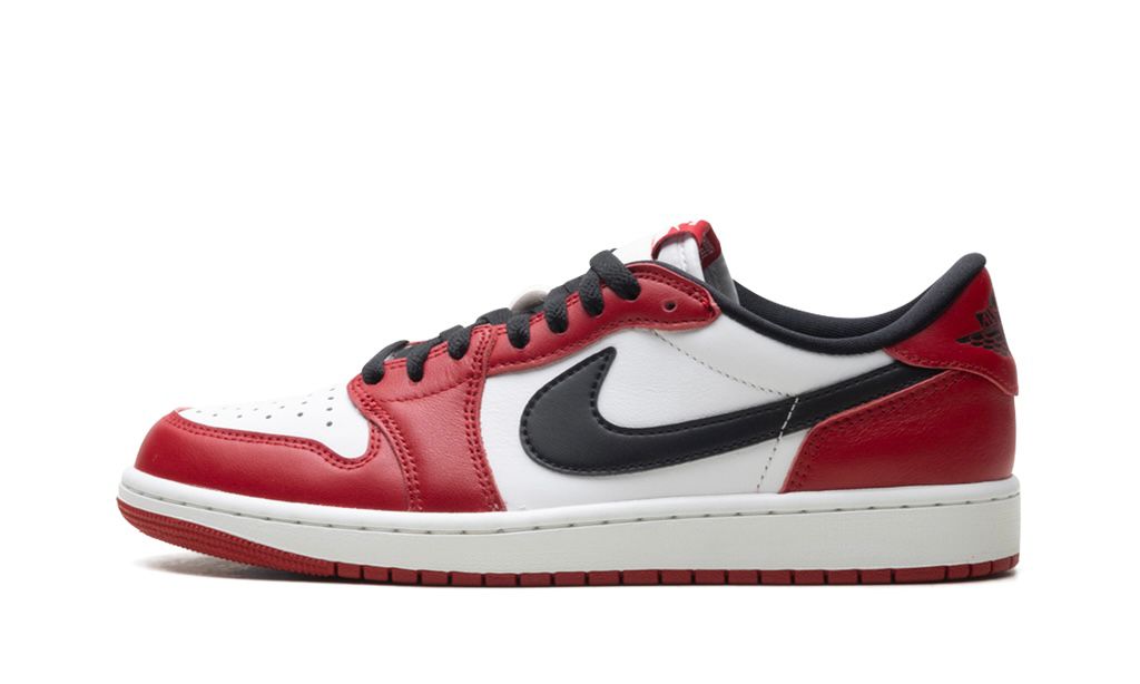 AIR JORDAN 1 LOW OG "CHICAGO (2025)"