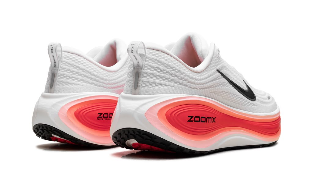 NIKE VOMERO PLUS "WHITE / BRIGHT CRIMSON"