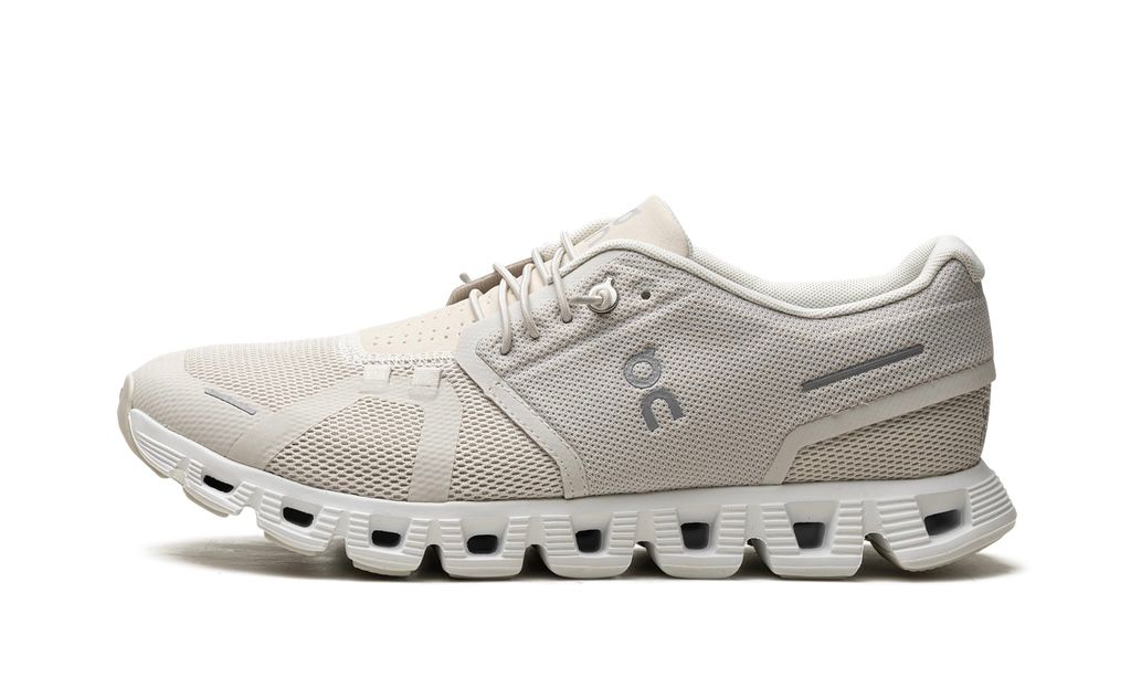 ON RUNNING CLOUD 5 "PEARL/WHITE"