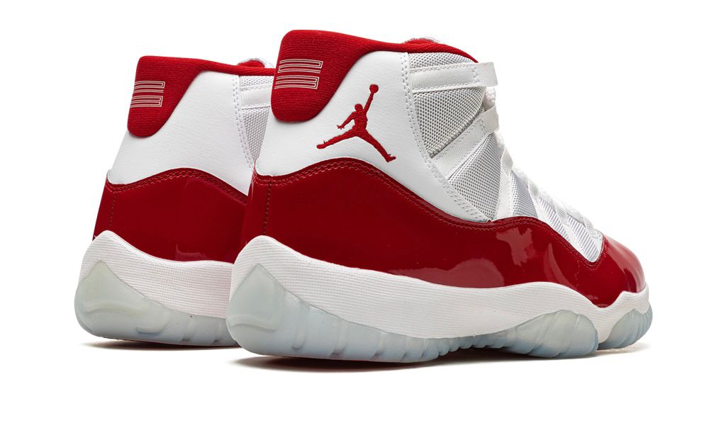 AIR JORDAN 11 "CHERRY 2022"