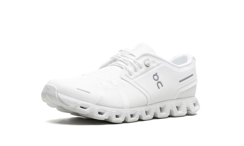 ON RUNNING CLOUD 5 "ALL WHITE"