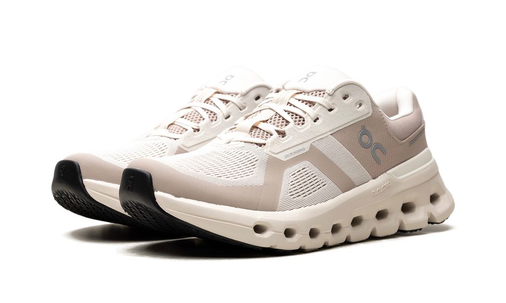 ON RUNNIG CLOUDRUNNER 2 "PEARL DESERT"