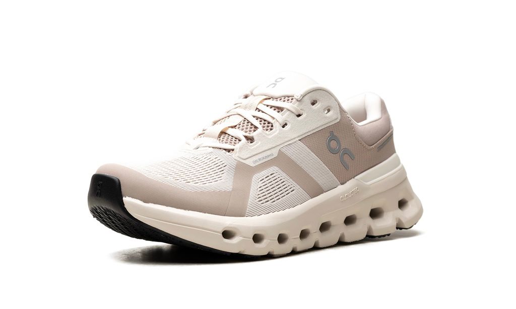 ON RUNNIG CLOUDRUNNER 2 "PEARL DESERT"