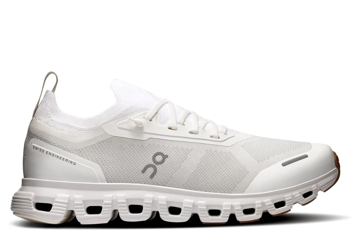 On Cloud 6 Versa White / White Colorway