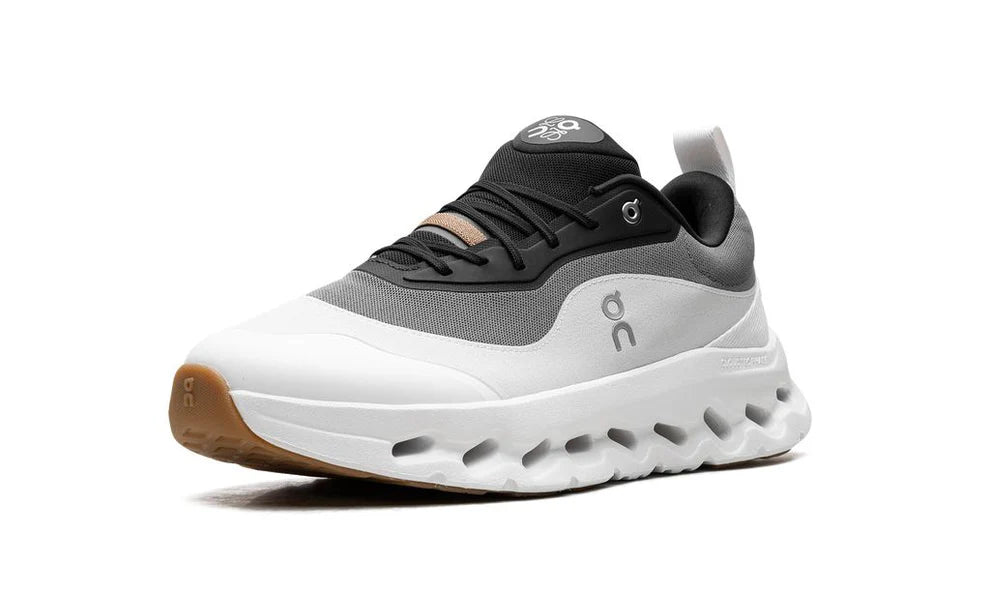 ON RUNNING CLOUDTILT 2 LOEWE – BLACK WHITE