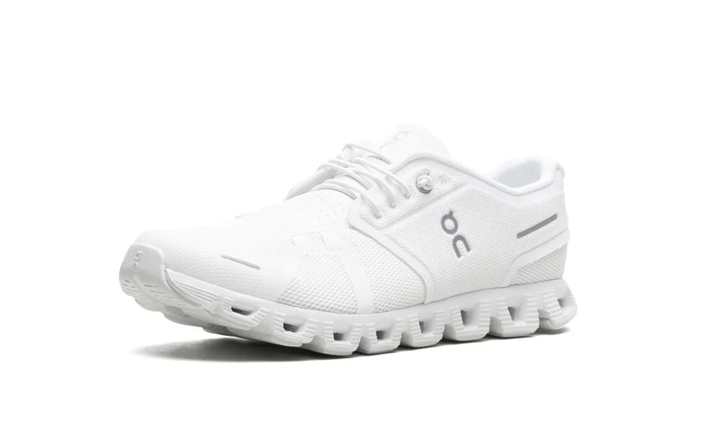 ON RUNNING CLOUD 5 ALL WHITE