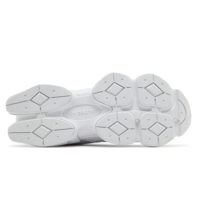 New Balance 9060 ‘TRIPLE WHITE’