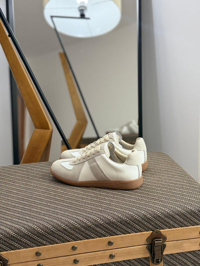MM6 Maison Margiela Retro GAT-Inspired Sneakers – Black Leather with Beige Sole (Unisex)