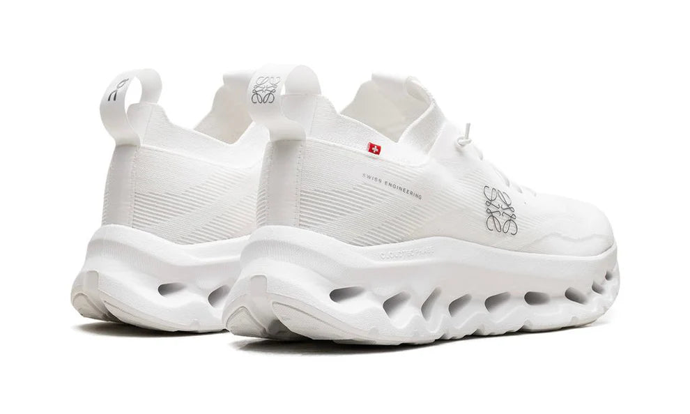 ON Running Cloudtilt LOEWE ALL WHITE