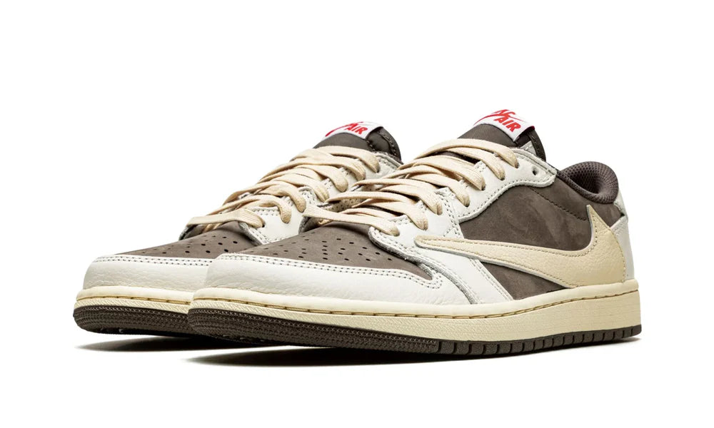 AIR JORDAN 1 LOW SP "TRAVIS SCOTT - REVERSE MOCHA"