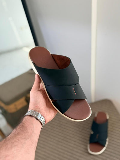 Loro piana Men Sandal Model 46 is a black leather