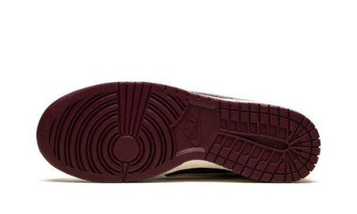 NIKE DUNK LOW PRM "Valentine's Day 2023"
