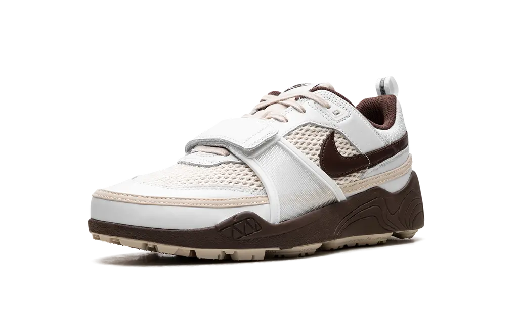 NIKE ZOOM FIELD JAXX 'TRAVIS SCOTT - LIGHT CHOCOLATE'