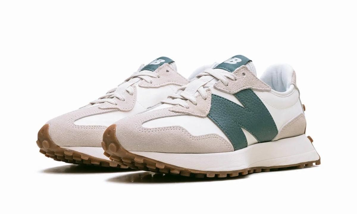 New Balance 327 "Moonbeam New Spruce"
