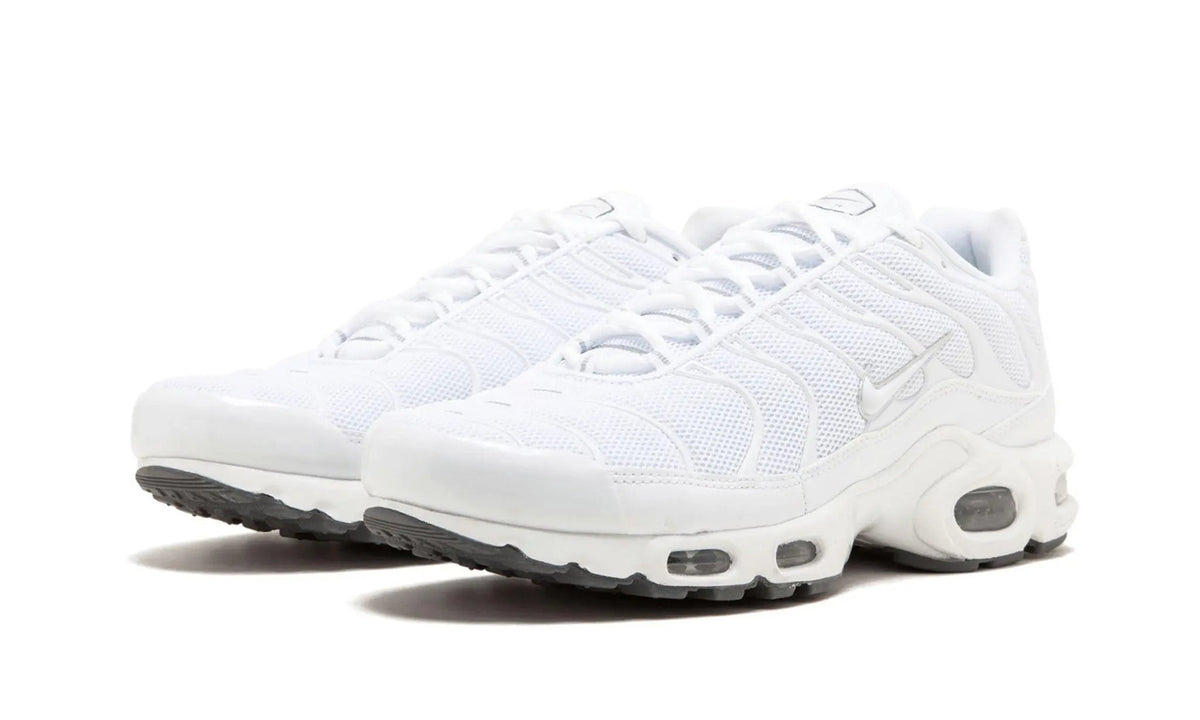 Nike Air Max Plus TN "Triple White"