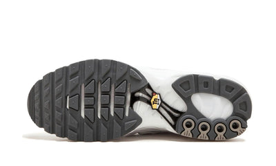 Nike Air Max Plus TN "Triple White"