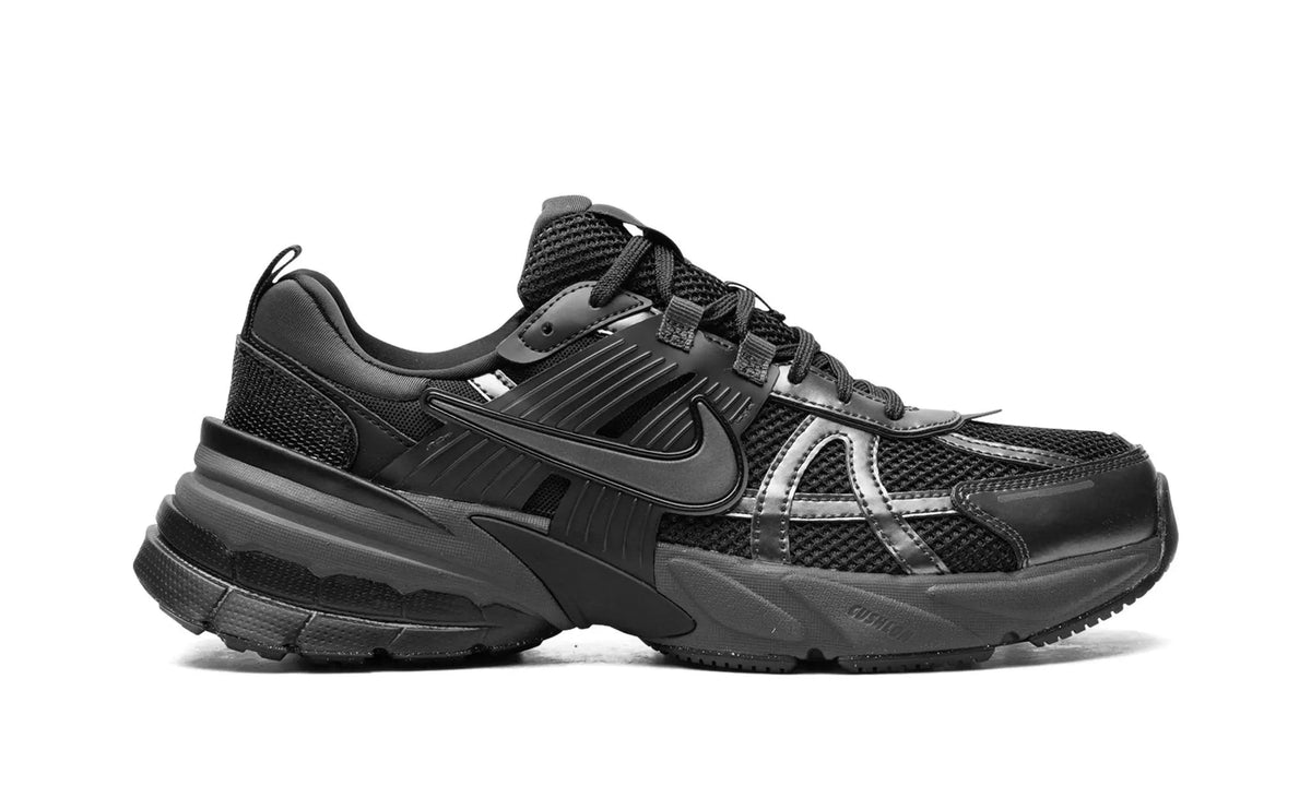 Nike V2K Run "Black Dark Smoke Grey"