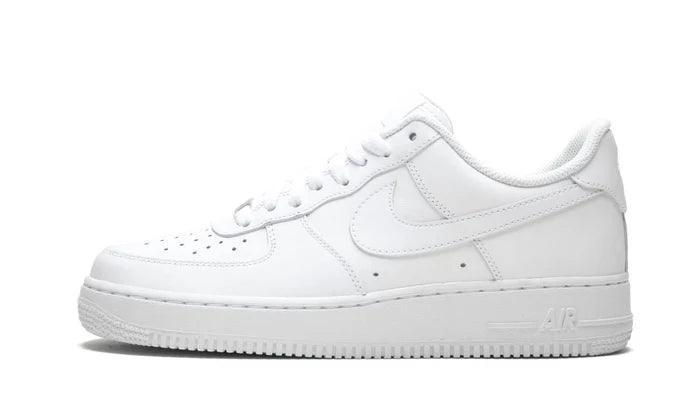 AIR FORCE 1 LOW 07 “TRIPLE WHITE”