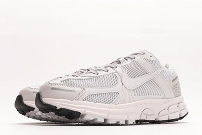 Nike NK Zoom Vomero 5 SP Vomero