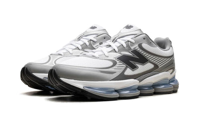 NEW BALANCE ABZORB 2000 "WHITE / METALLIC SILVER"