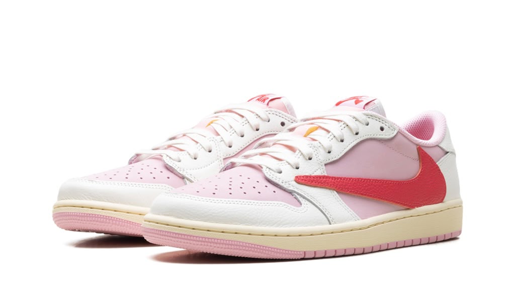 AIR JORDAN 1 LOW OG "TRAVIS SCOTT - TROPICAL PINK"