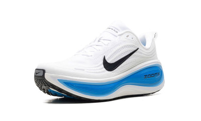 NIKE VOMERO PLUS "WHITE BLUE HERO BLAC"