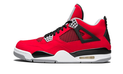AIR JORDAN 4 RETRO "TORO BRAVO"