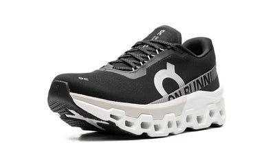 ON RUNNING CLOUDMONSTER 2 "BLACK/WHITE"