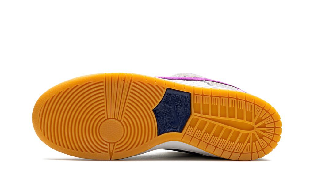 NIKE SB DUNK "RAYSSA LEAL"