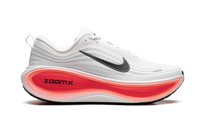 NIKE VOMERO PLUS "WHITE / BRIGHT CRIMSON"